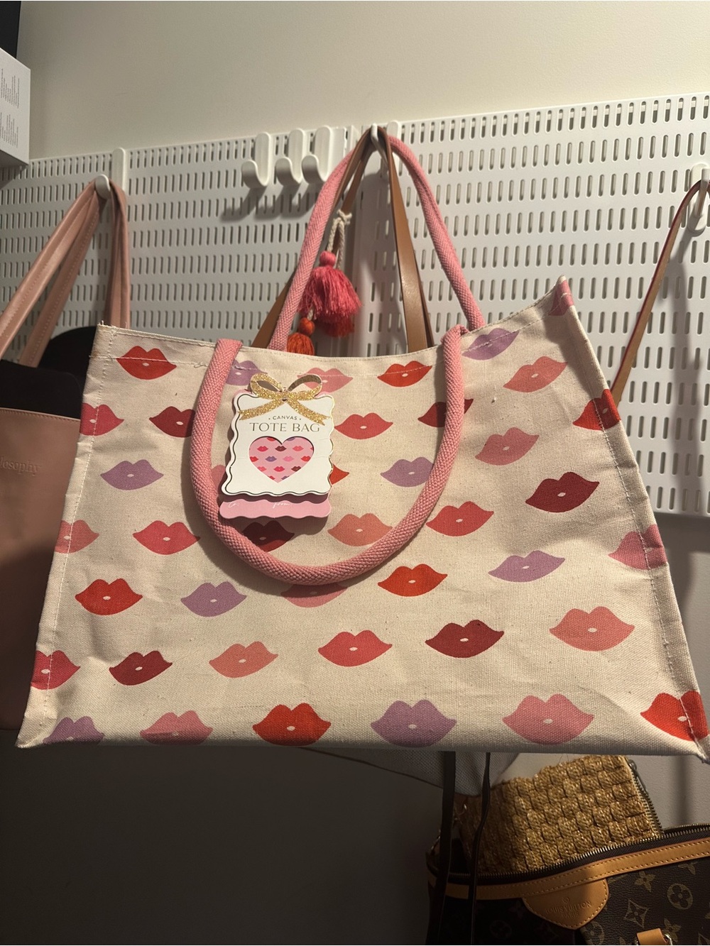 Eccolo Canvas Lip-Print Tote in Pink, Red and Lavender